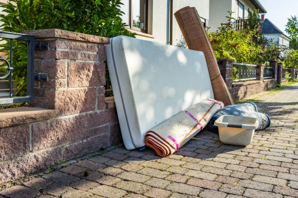 Best Mattress Removal Service  in Bloomingdale, IL